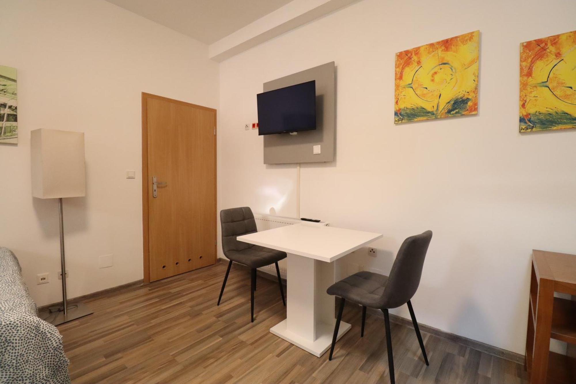 Grey Palazzo 1050 Vienna Aparthotel Bagian luar foto