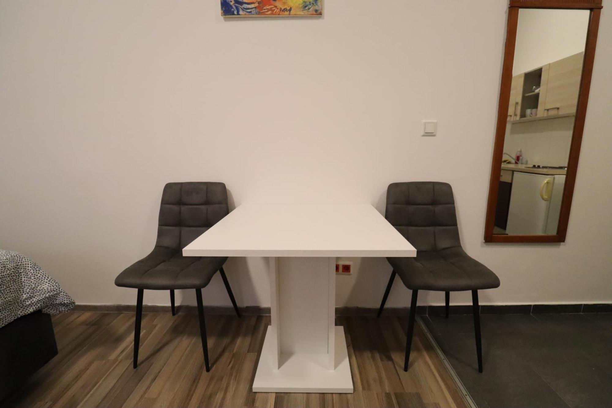 Grey Palazzo 1050 Vienna Aparthotel Bagian luar foto