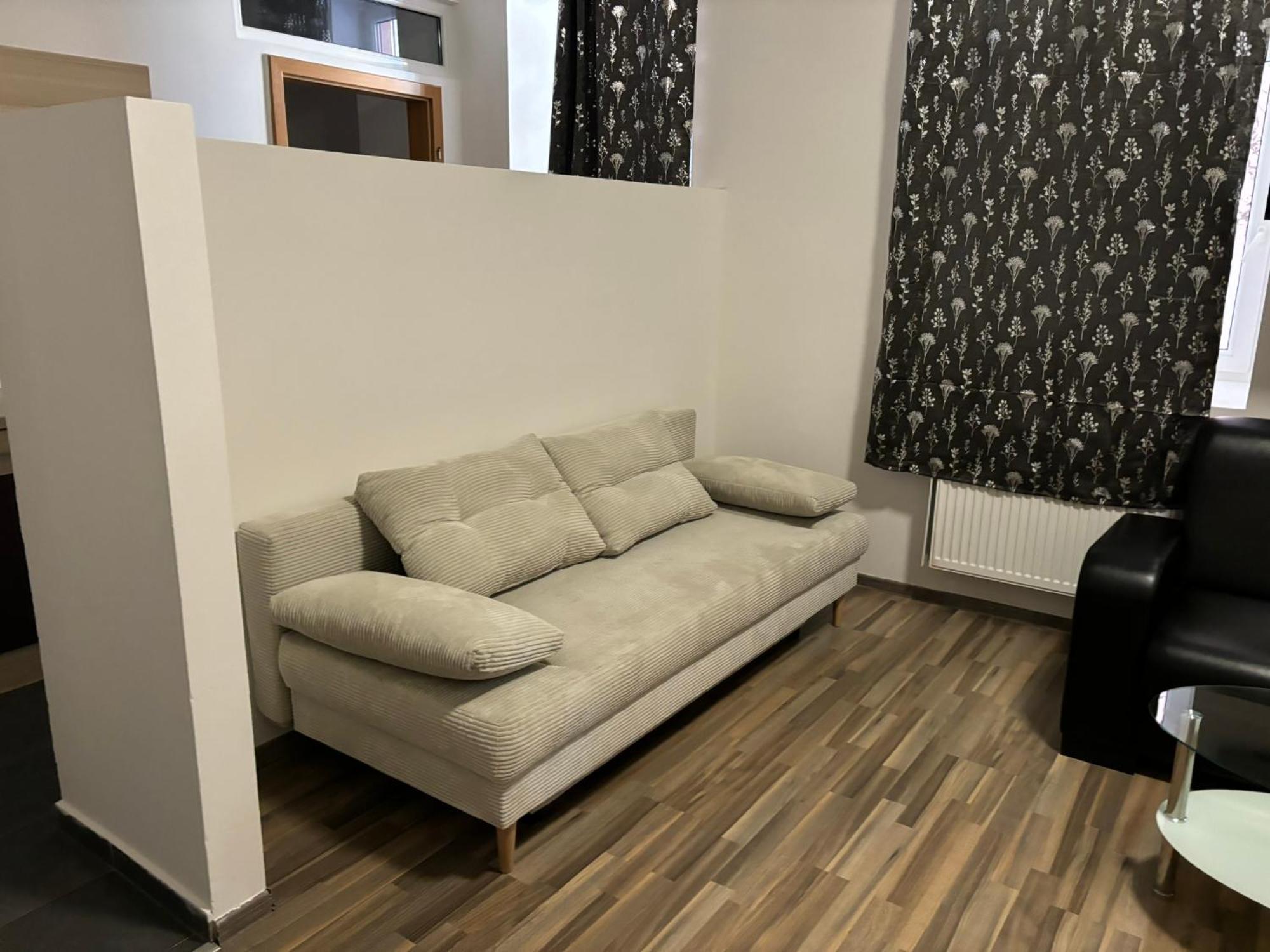 Grey Palazzo 1050 Vienna Aparthotel Bagian luar foto